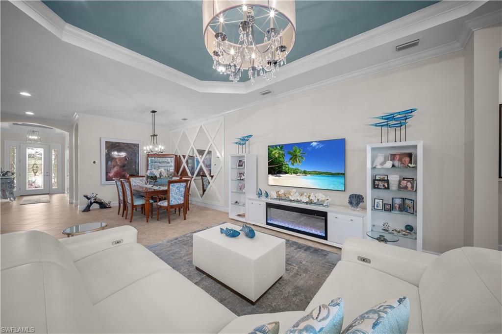 ESPLANADE - Residential