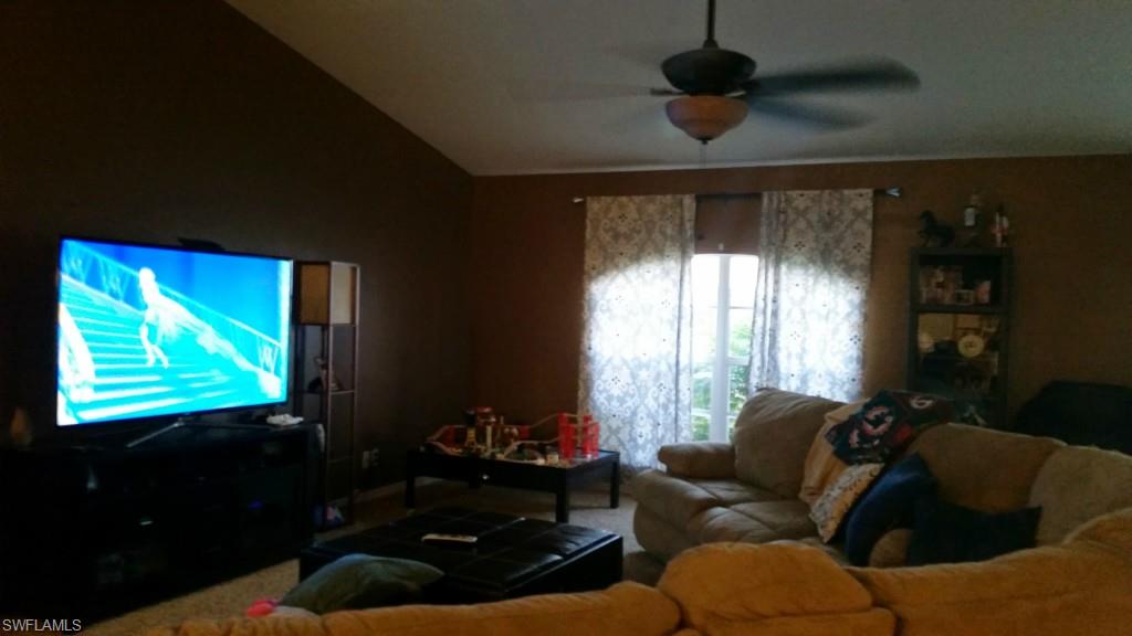 MIRROR LAKES - Residential