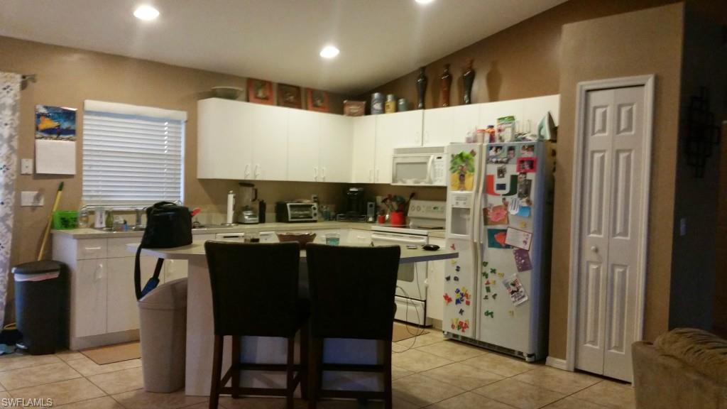 MIRROR LAKES - Residential