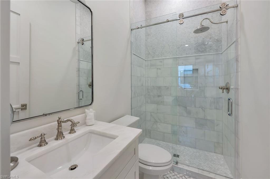 TIERRA LAGO - Residential