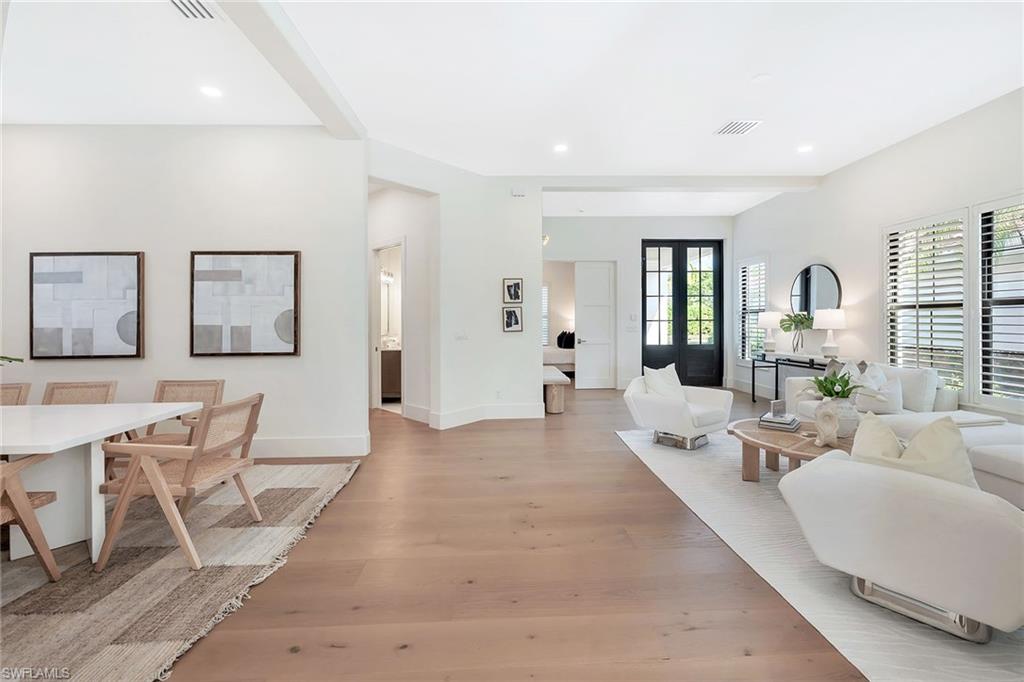 TIERRA LAGO - Residential