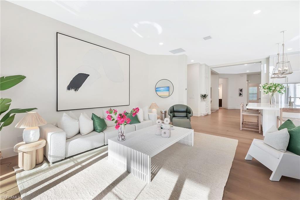 TIERRA LAGO - Residential