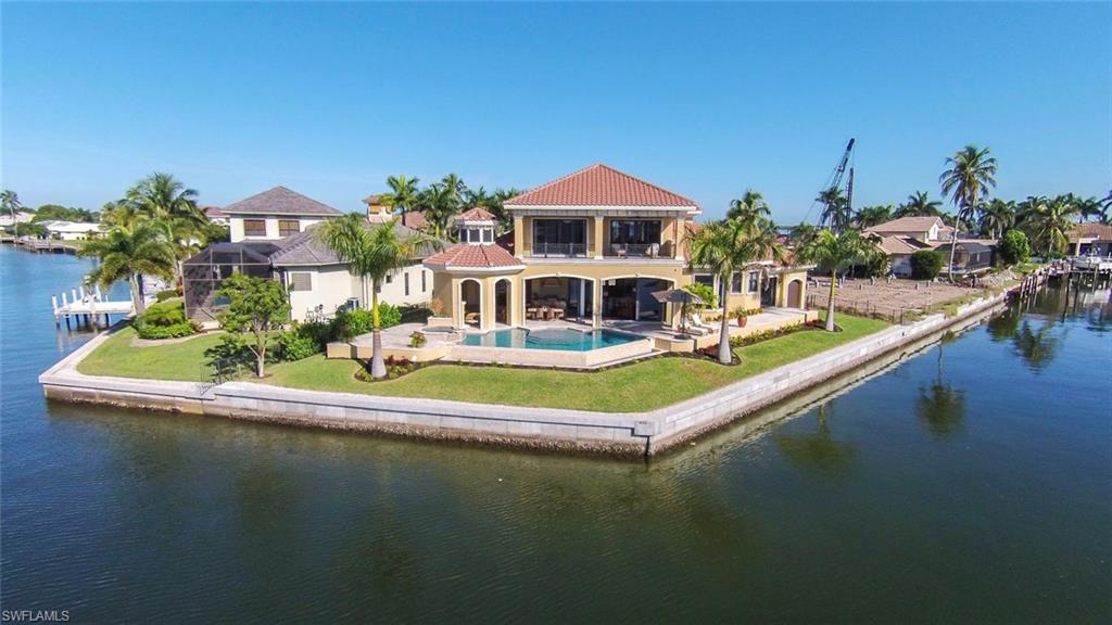 MARCO BEACH - Residential