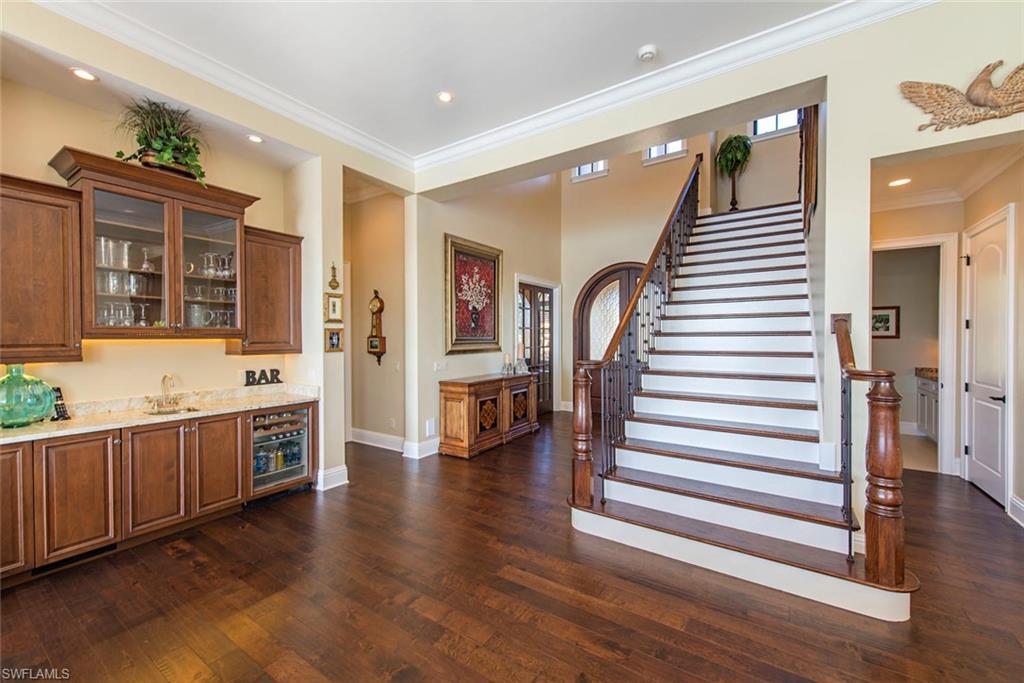 MARCO BEACH - Residential