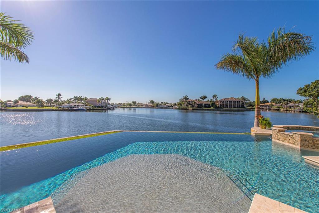 MARCO BEACH - Residential