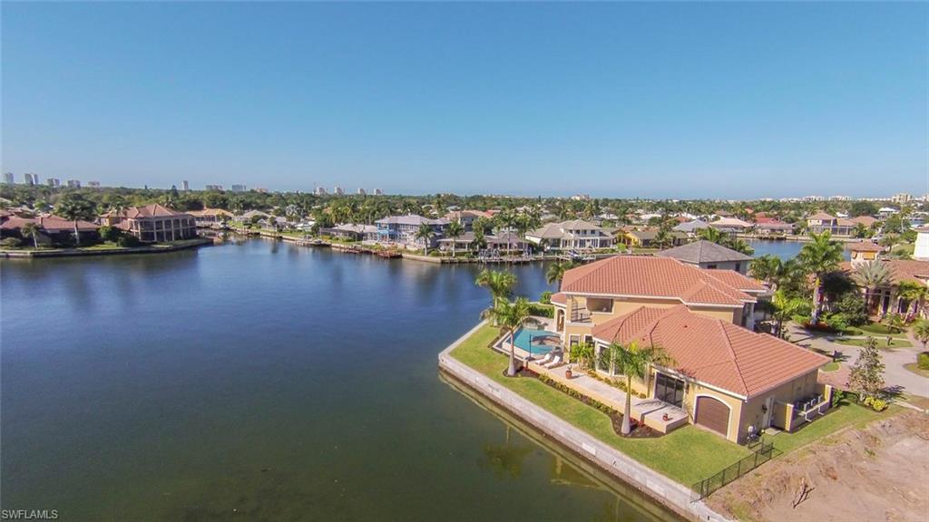 MARCO BEACH - Residential