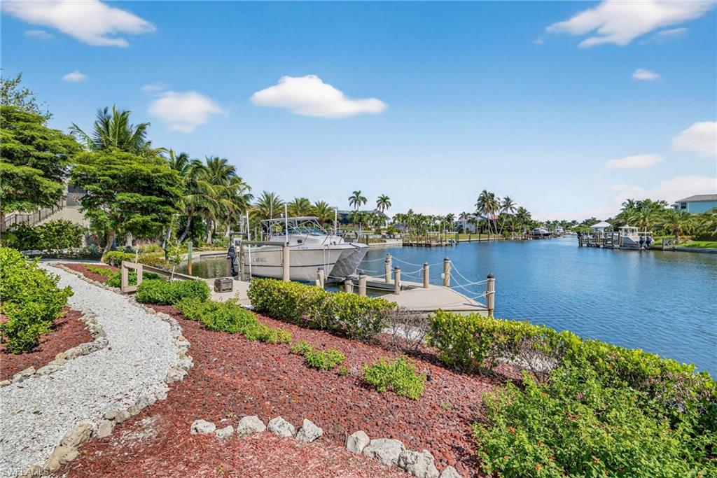 SHELL HARBOR - Residential