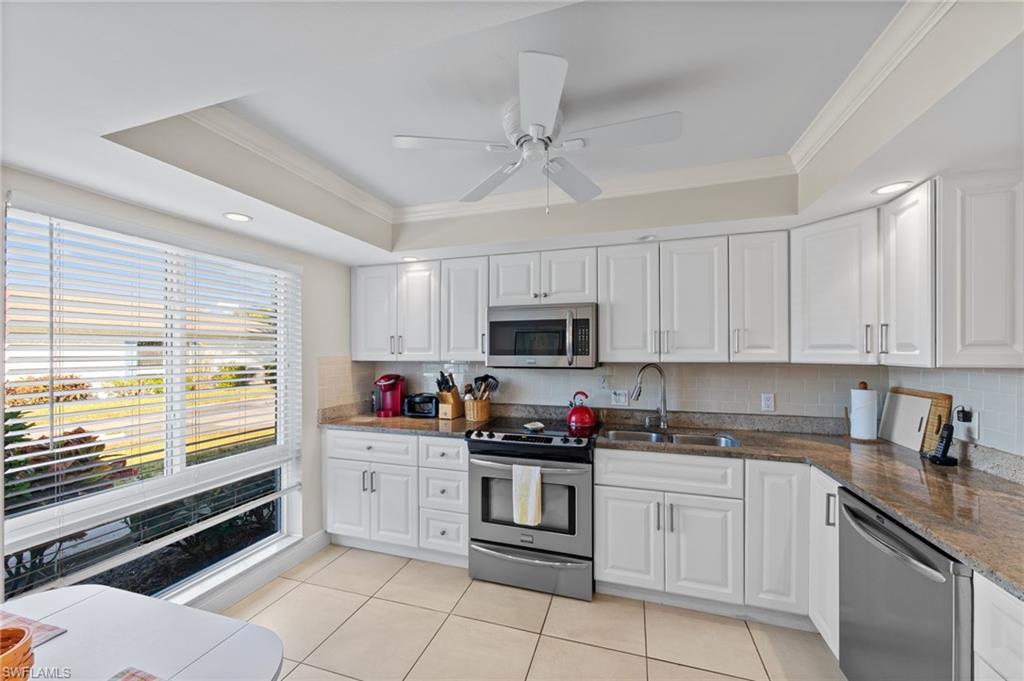 GLADES COUNTRY CLUB - Residential