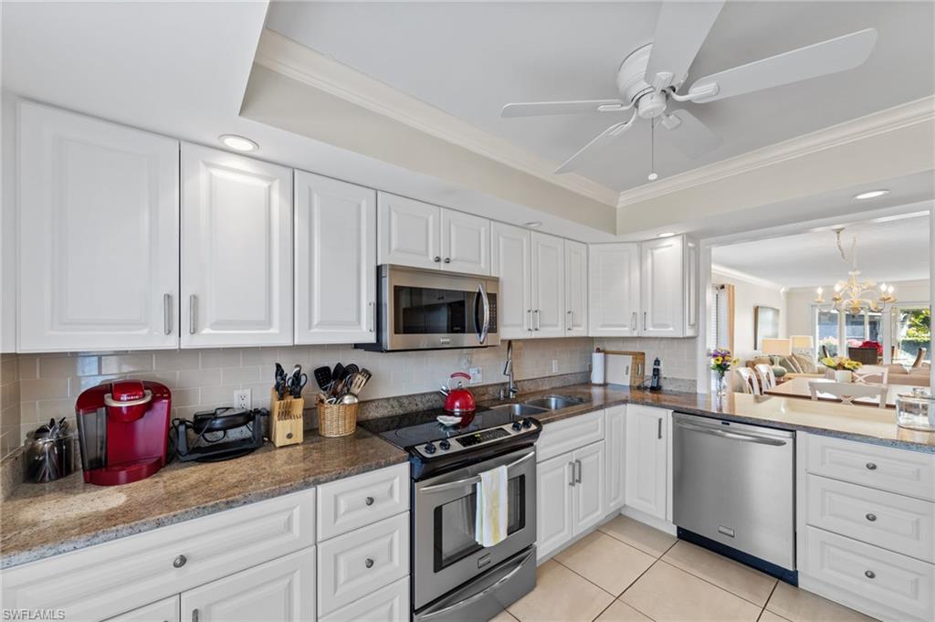 GLADES COUNTRY CLUB - Residential