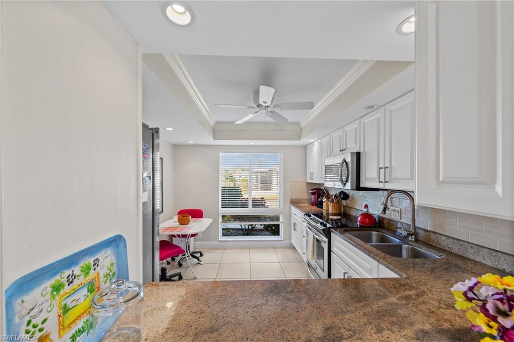 GLADES COUNTRY CLUB - Residential