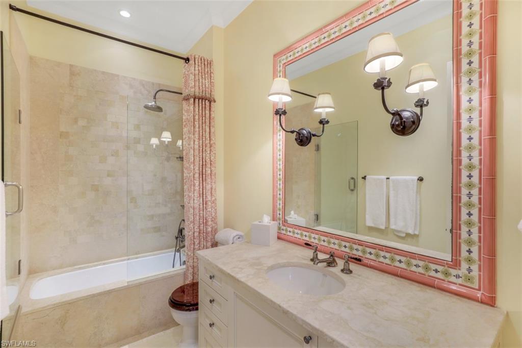 VIZCAYA AT BAY COLONY - Residential