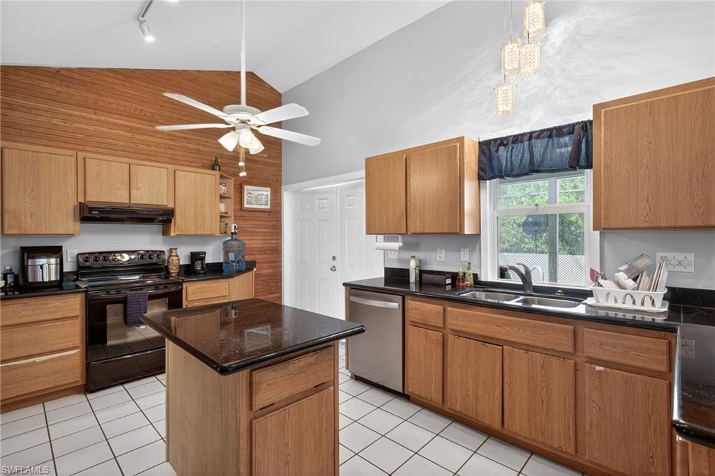 FORT MYERS - Residential