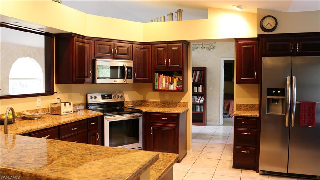 GOLDEN GATE ESTATES - Residential