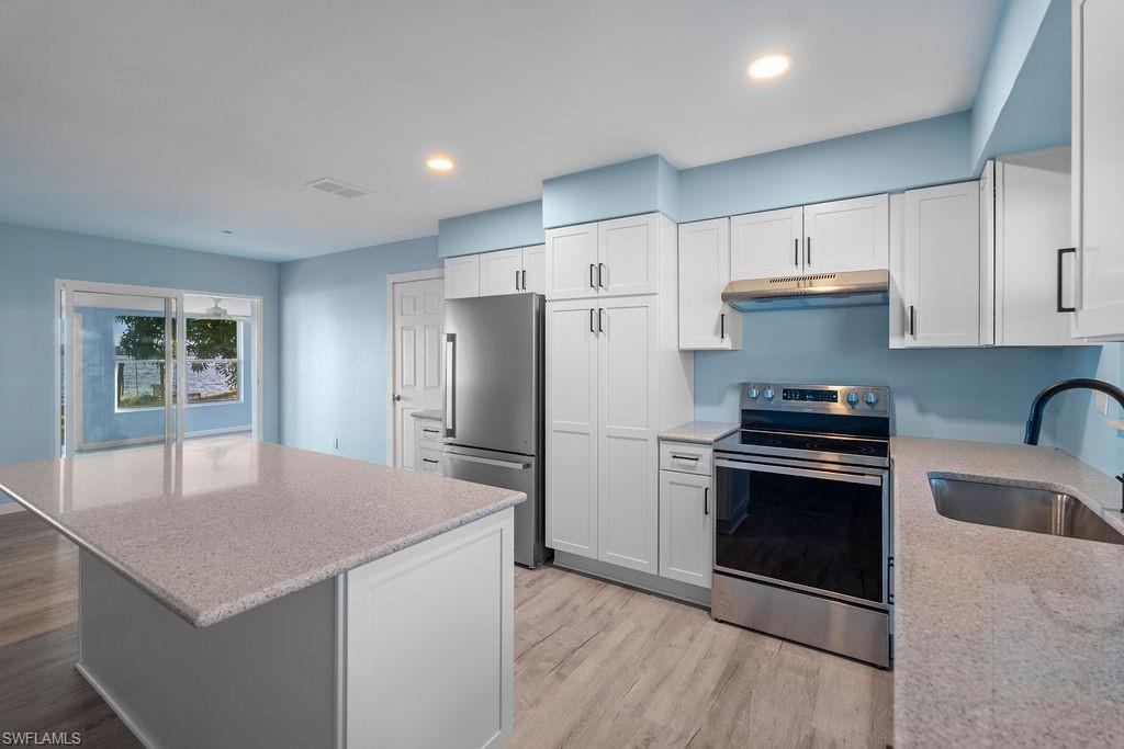 ISLAND HARBORS - Residential