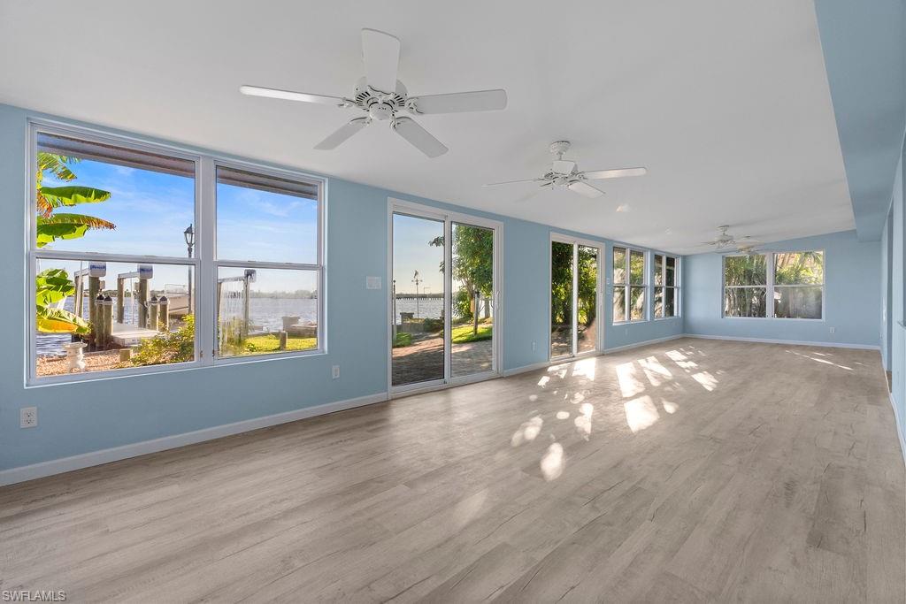 ISLAND HARBORS - Residential