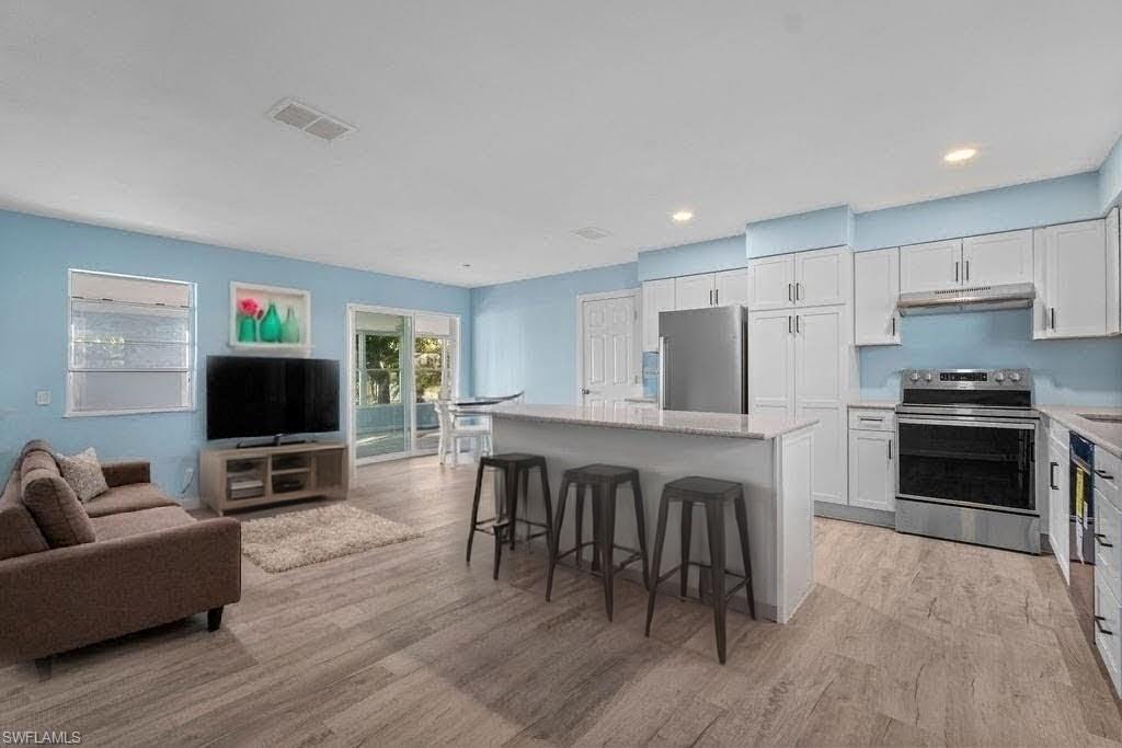 ISLAND HARBORS - Residential