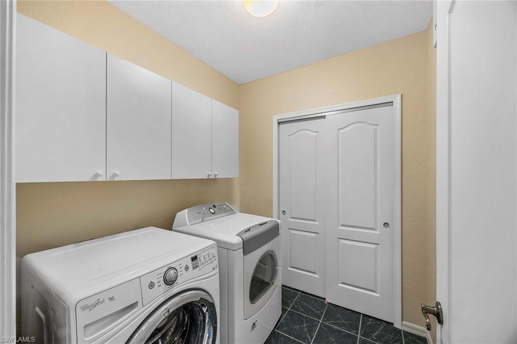 PEBBLE CREEK - Residential