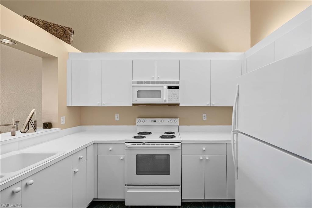 PEBBLE CREEK - Residential