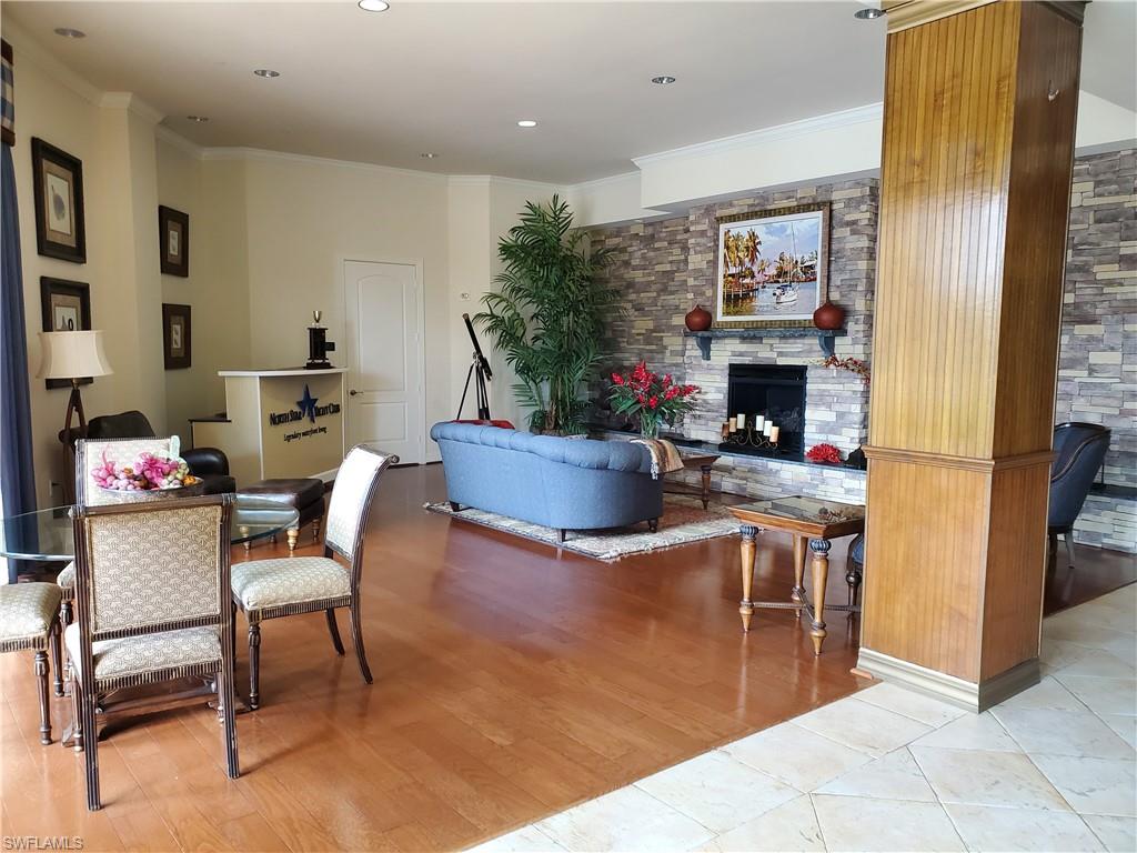 NORTH STAR YACHT CLUB - Residential