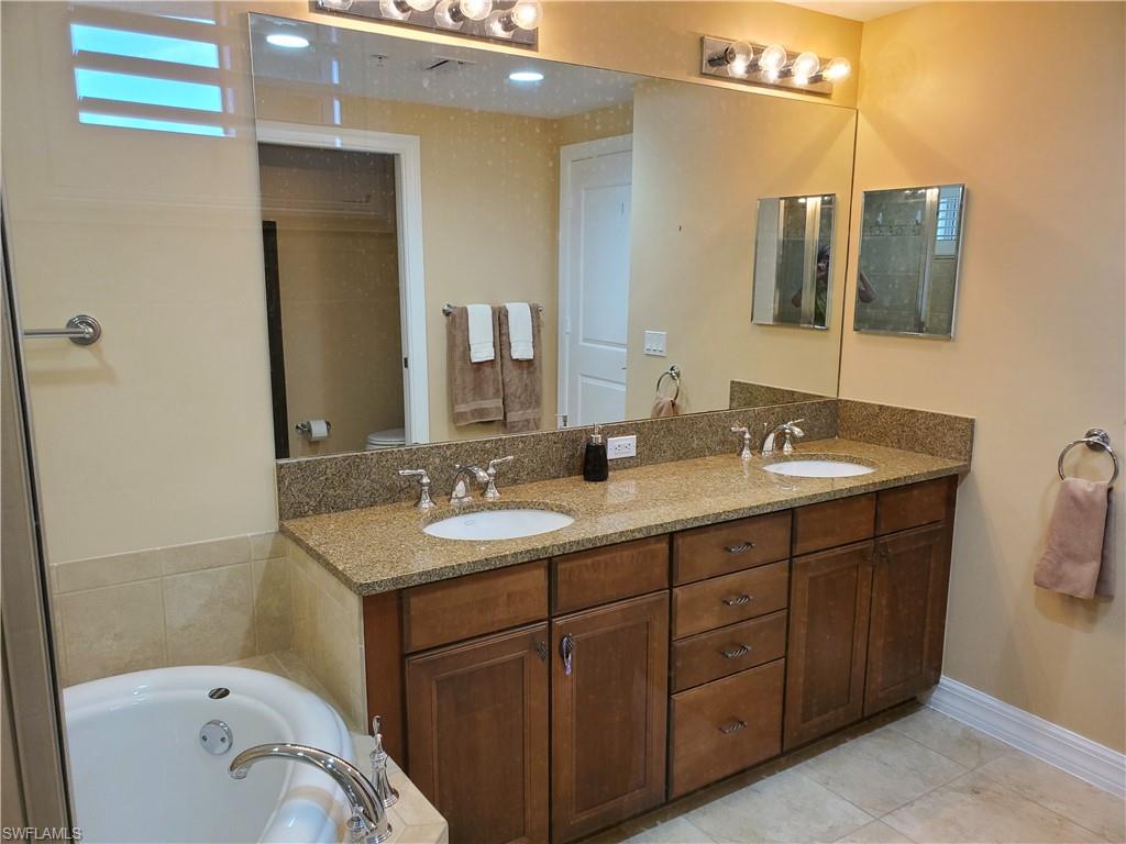 NORTH STAR YACHT CLUB - Residential