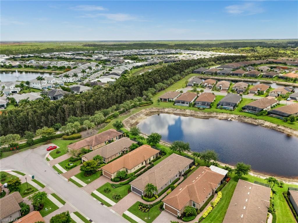 ESPLANADE AT HACIENDA LAKES - Residential