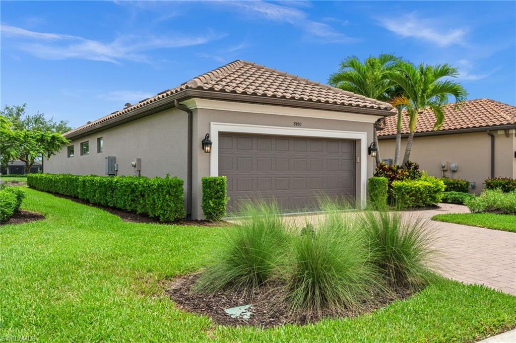 ESPLANADE AT HACIENDA LAKES - Residential