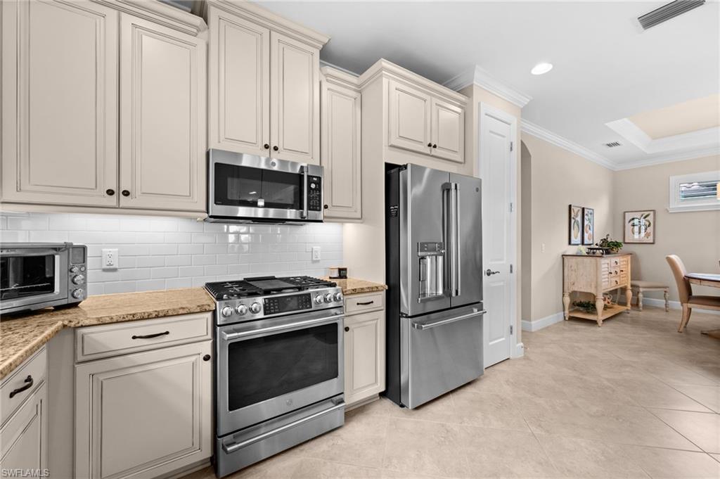 ESPLANADE AT HACIENDA LAKES - Residential