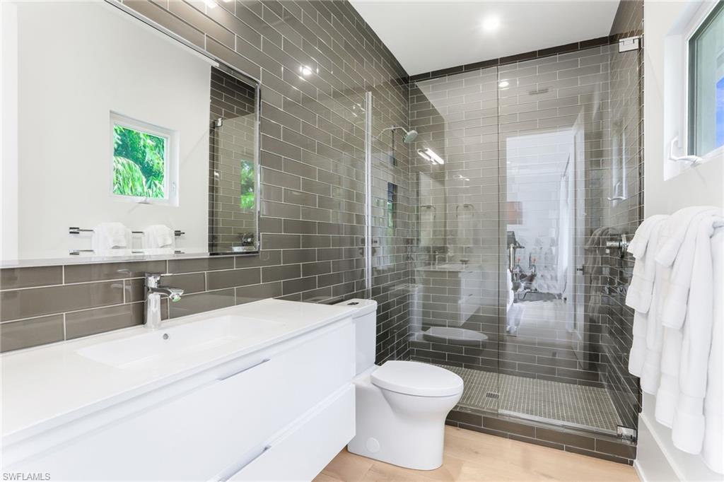 OLDE NAPLES - Residential