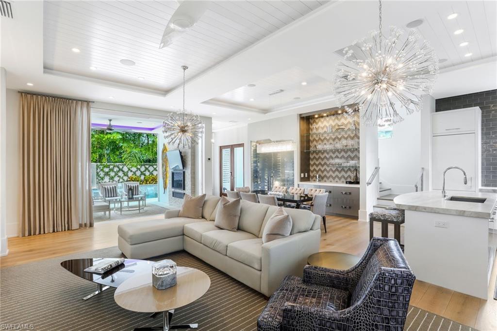 OLDE NAPLES - Residential