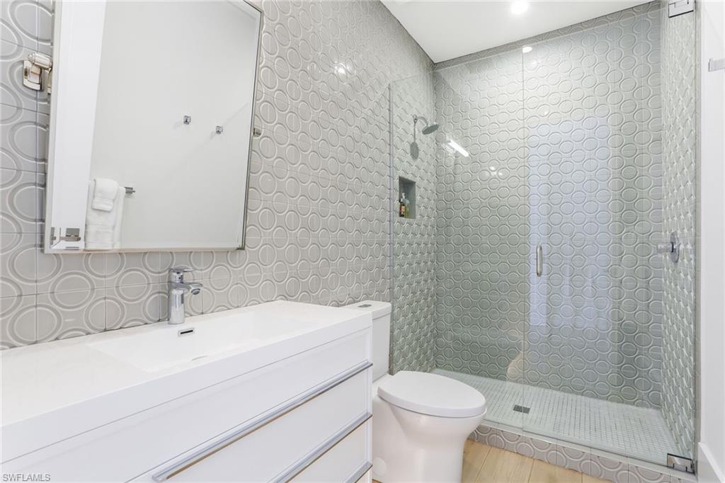 OLDE NAPLES - Residential