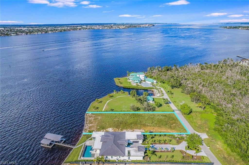 FORT MYERS - Land