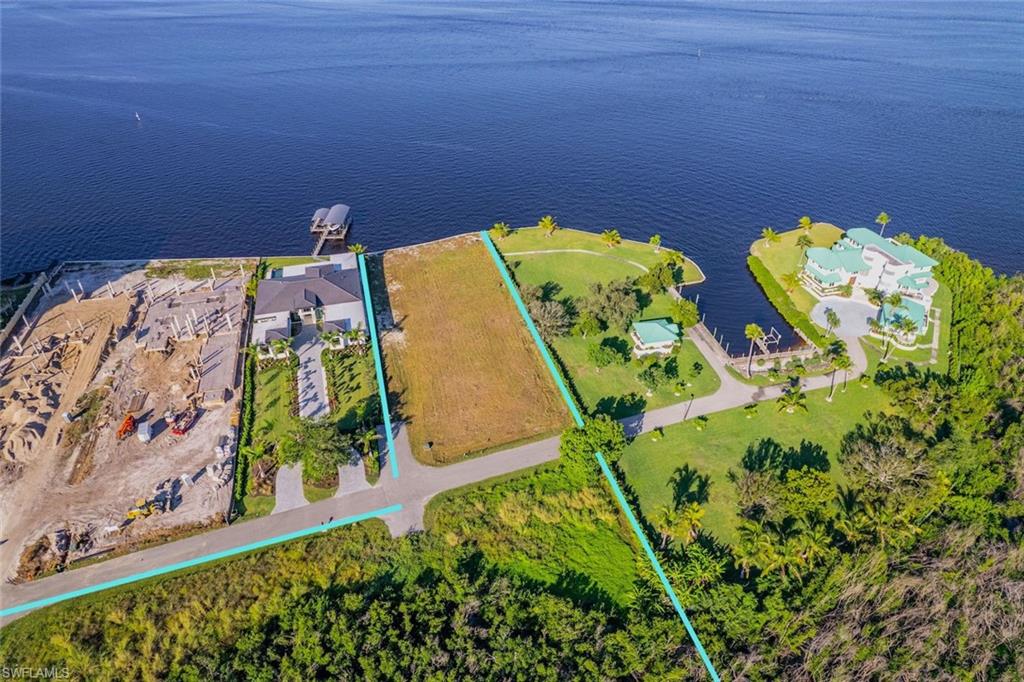 FORT MYERS - Land