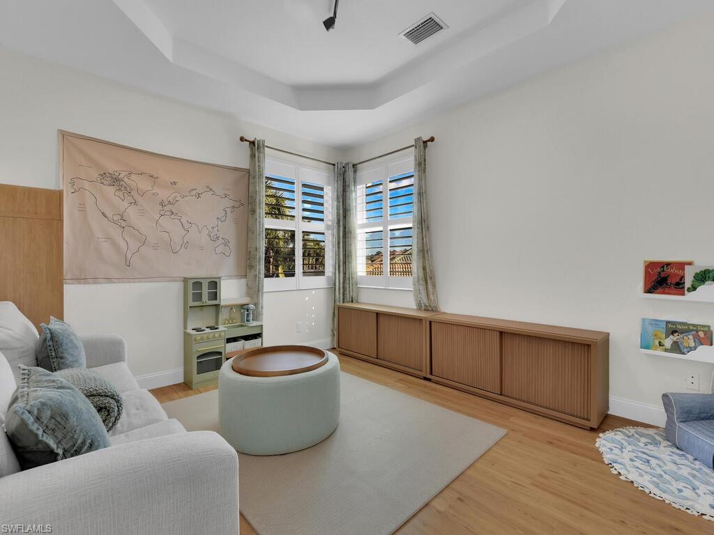 MADISON PARK - Residential