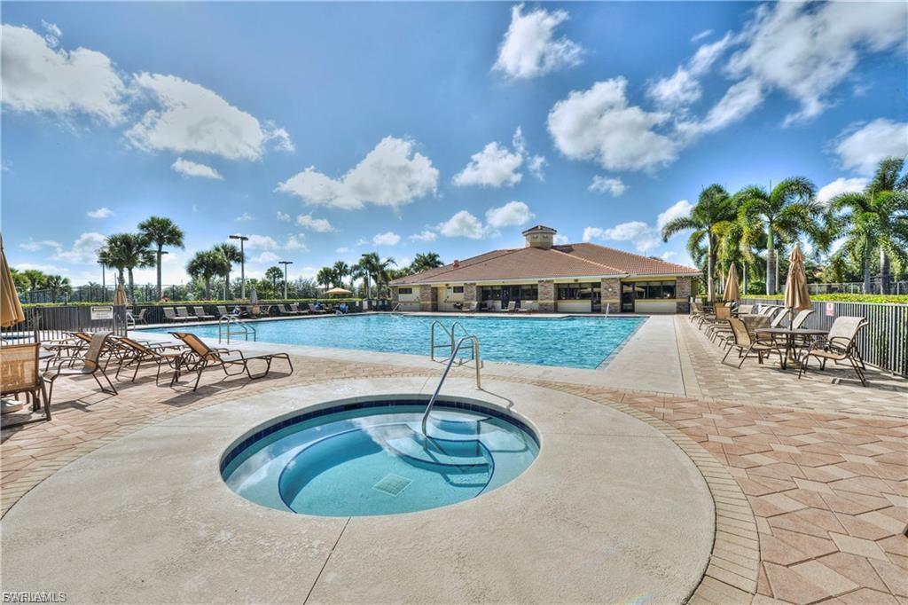 STONEYBROOK - Residential