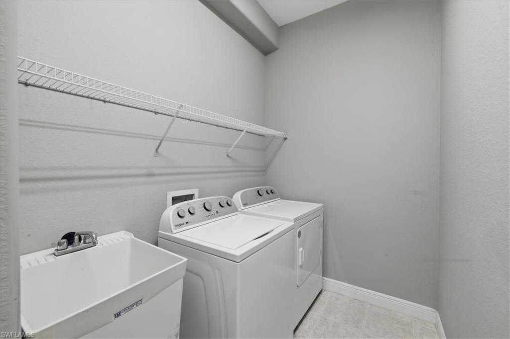 STONEYBROOK - Residential