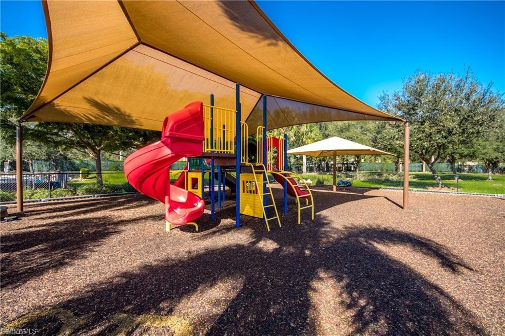 STONEYBROOK - Residential