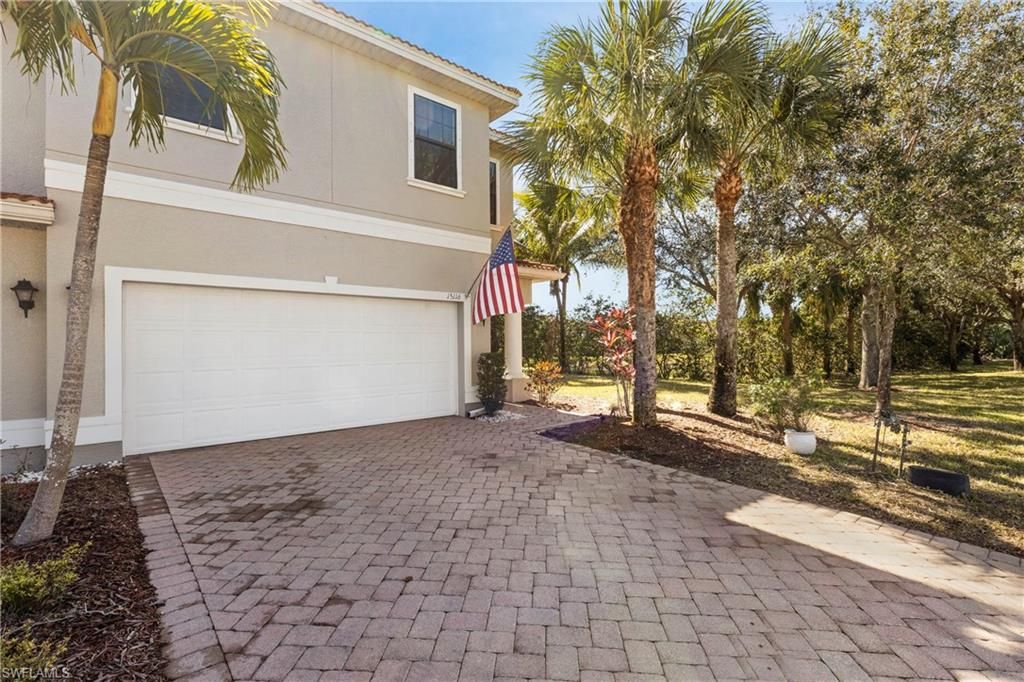Photo of 15116 Summit Place CIR #213, NAPLES, FL 34119 (MLS # 226017176)
