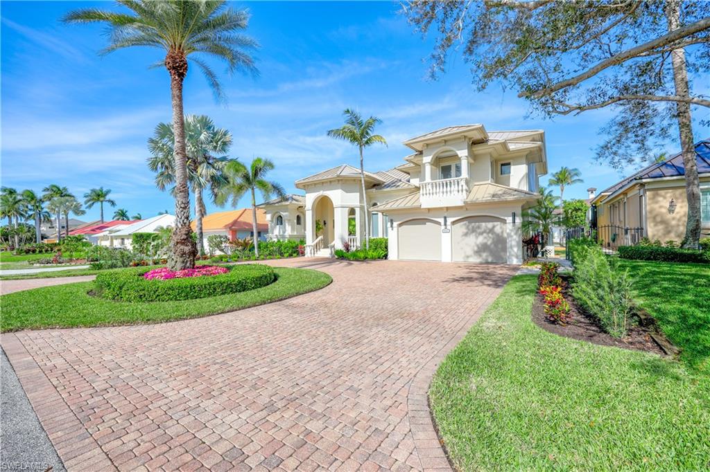 Photo of 447 Egret AVE, NAPLES, FL 34108 (MLS # 225076143)