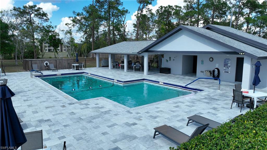 BEACON SQUARE - Residential