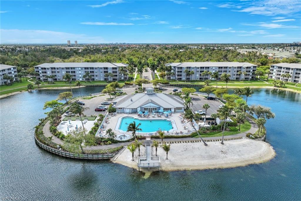 HERITAGE POINTE - Residential