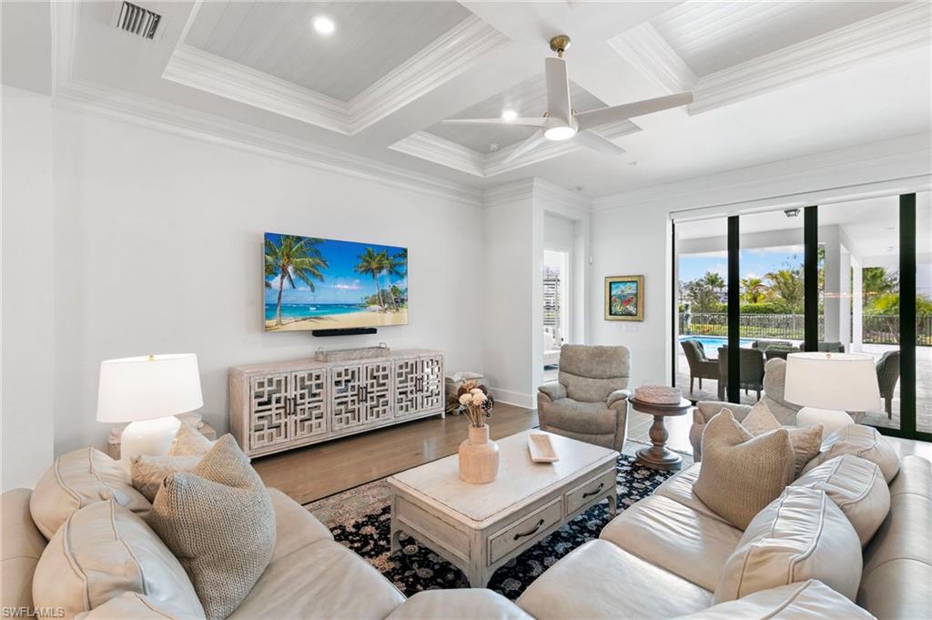 CORKSCREW ESTATES - Residential