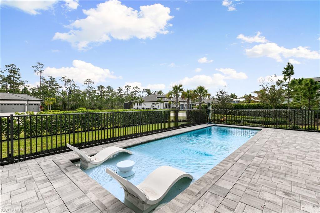 CORKSCREW ESTATES - Residential