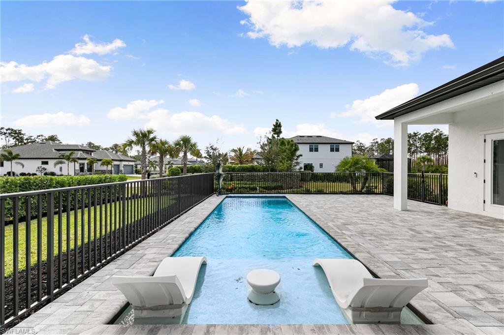 CORKSCREW ESTATES - Residential