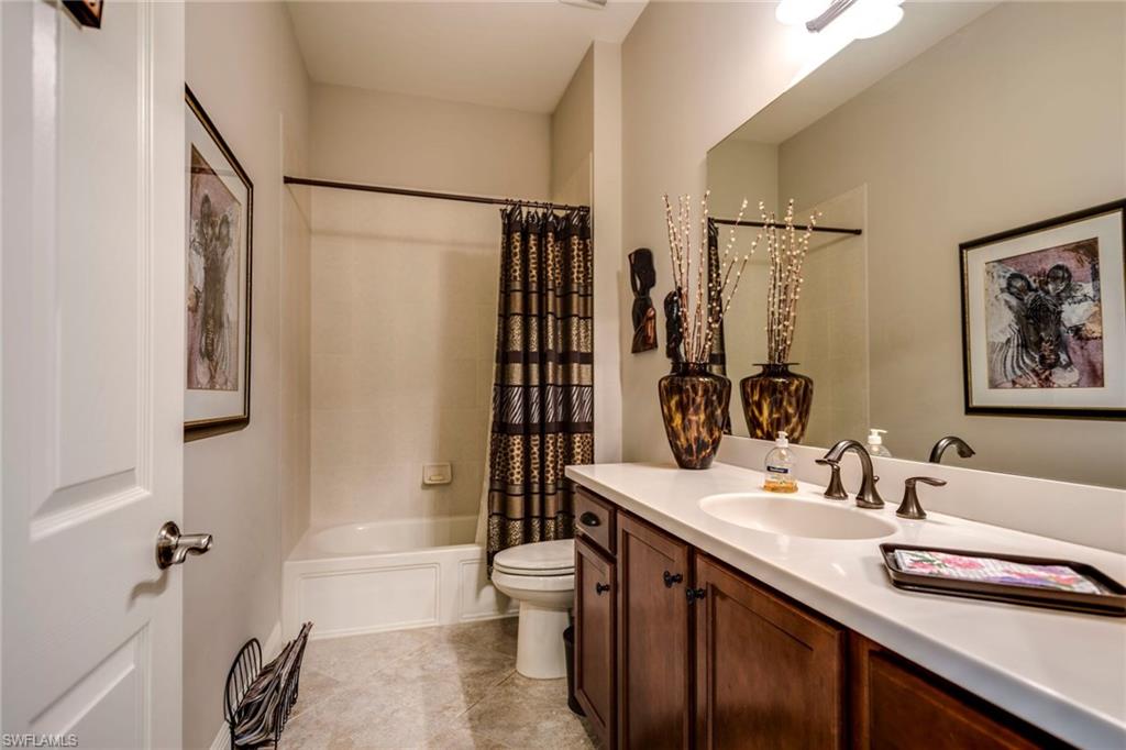 MANCHESTER SQUARE - Residential