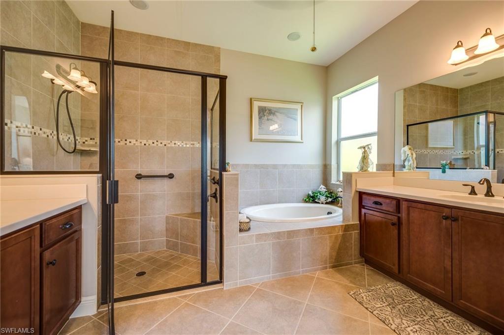 MANCHESTER SQUARE - Residential