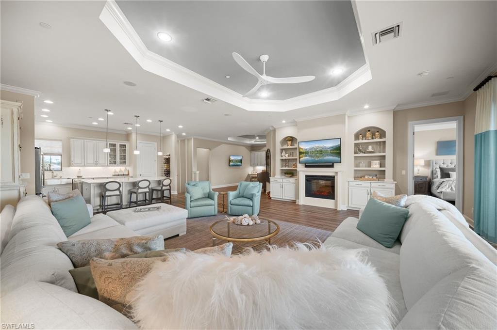 ESPLANADE - Residential