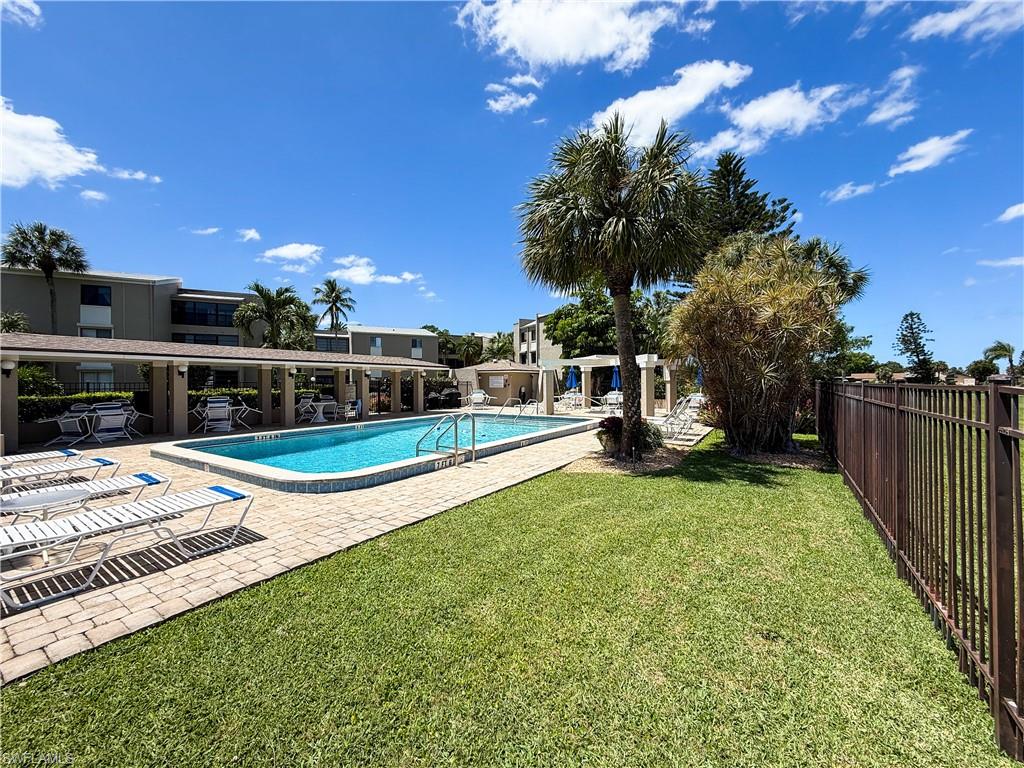 LAKEWOOD - Residential