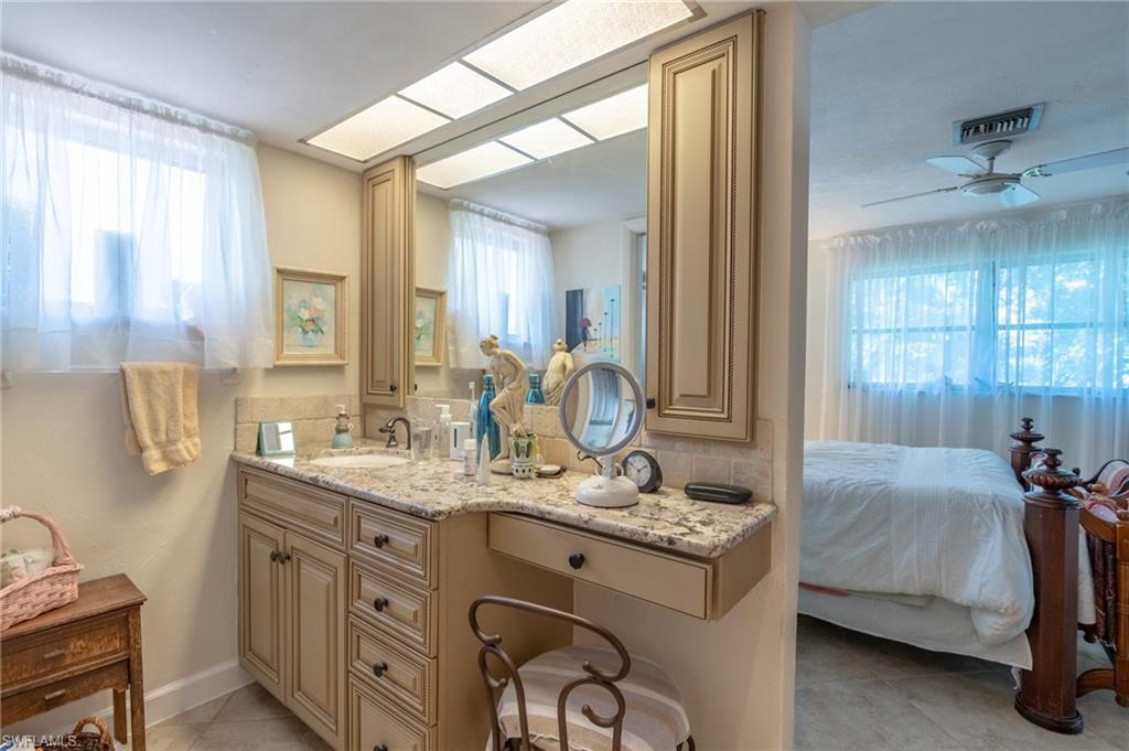 AQUALANE SHORES - Residential