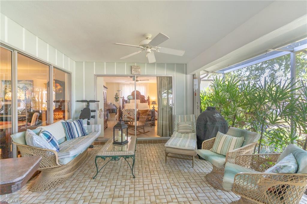 AQUALANE SHORES - Residential