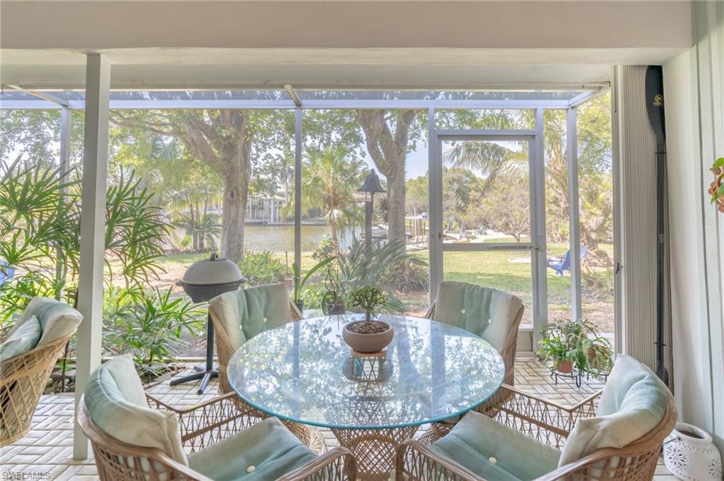 AQUALANE SHORES - Residential